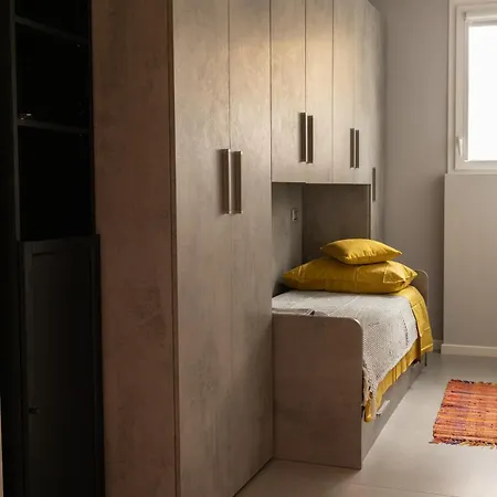 House Pietra Apartment